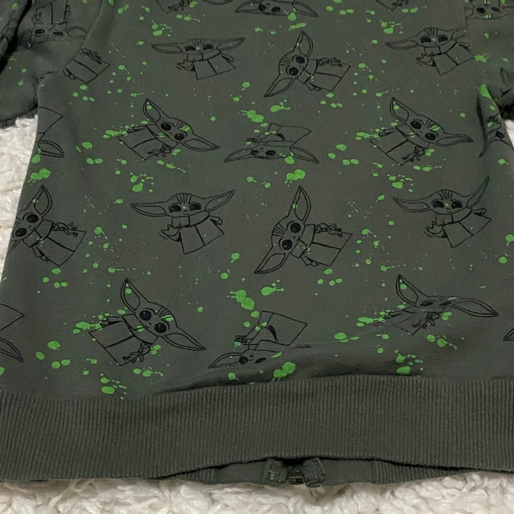 Star Wars boys size 6 yoda Green Zip-Up Jacket